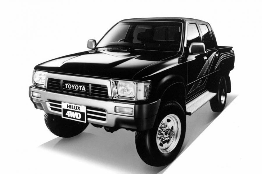  Toyota Hilux Double Cab 4WD 1988 года  (JP) (фото 6 из 6)